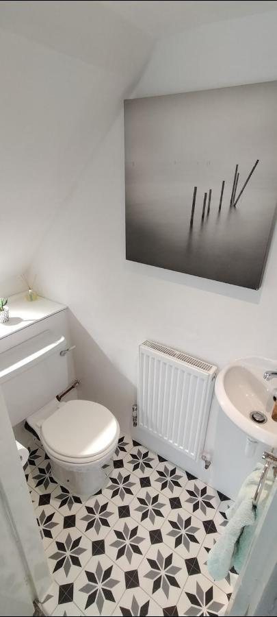 Guest Suite 50M From The Beach Bognor Regis Bagian luar foto